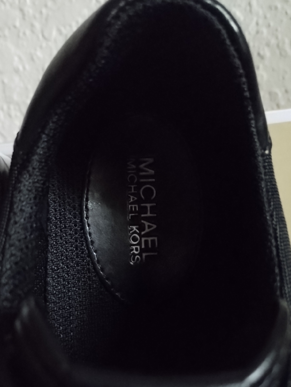 Michael Kors Women's "Wilma" Trainer Tennis Shoe Sneakers Sz 5 Ladies - Picture 5 of 8